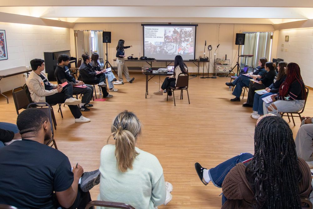 Young organizers learning together at a movement school